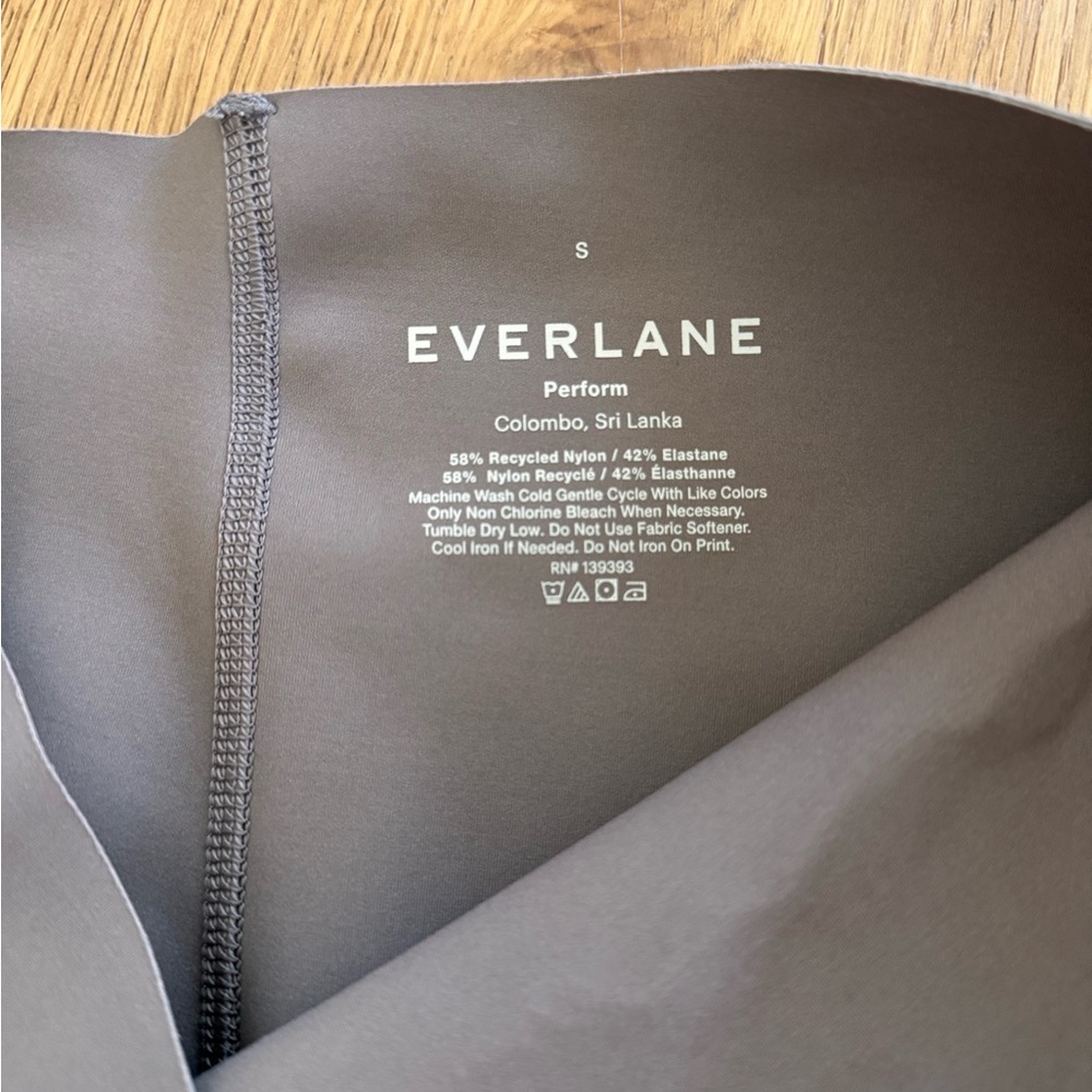 Everlane Gray Perform Leggings